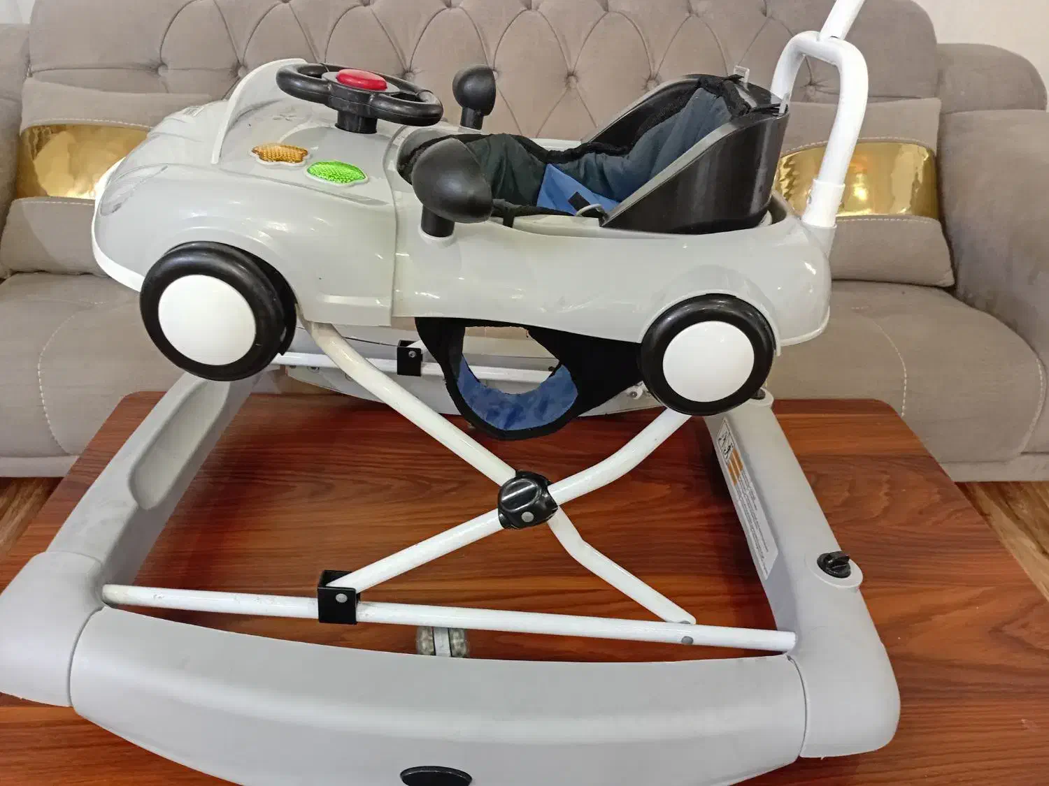 رورورک درحدنو|کالسکه و لوازم جانبی|گرگان, |دیوار