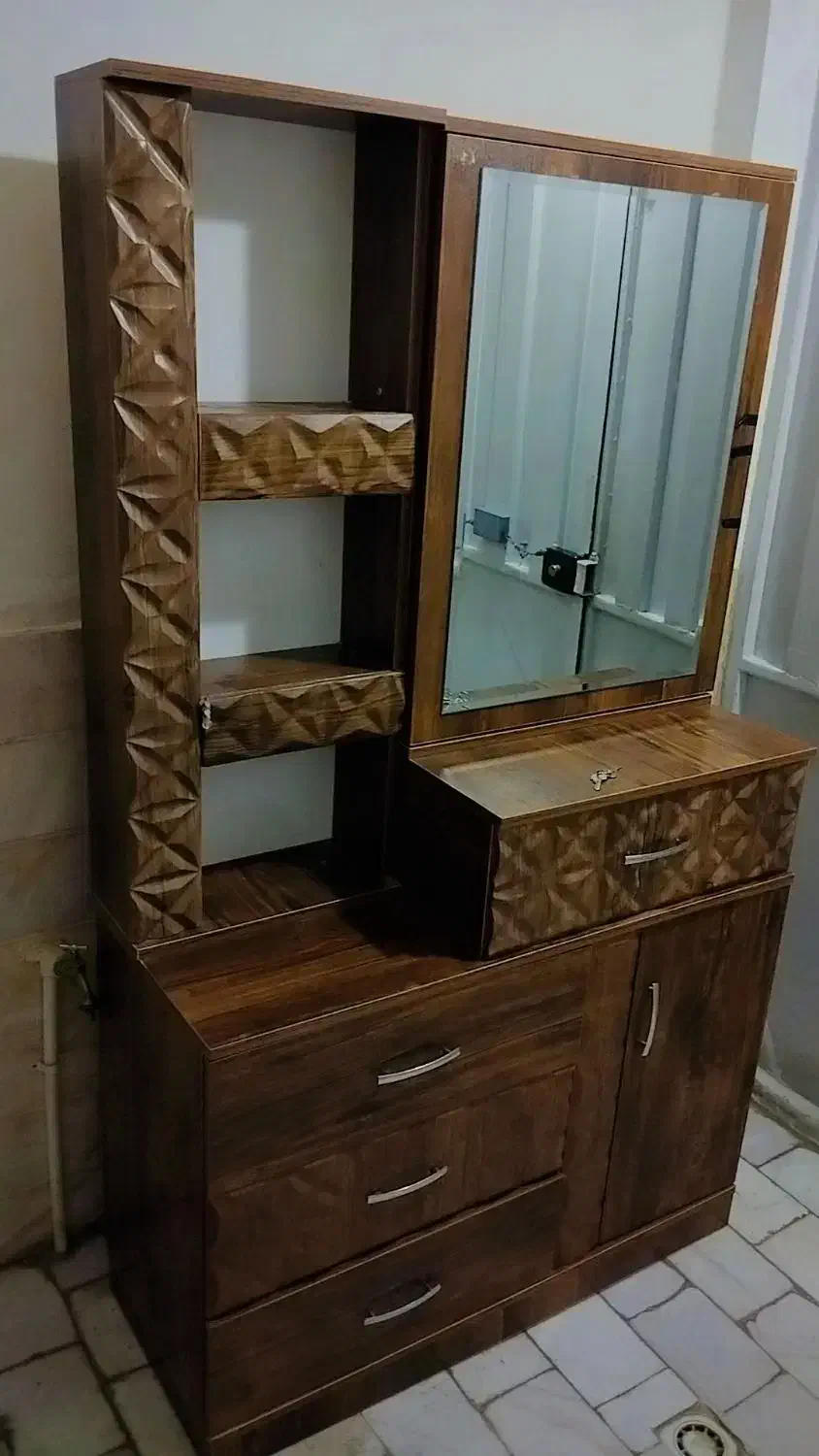 کمد لوازم آرایشی|جاکفشی، کمد، دراور|اردکان, |دیوار