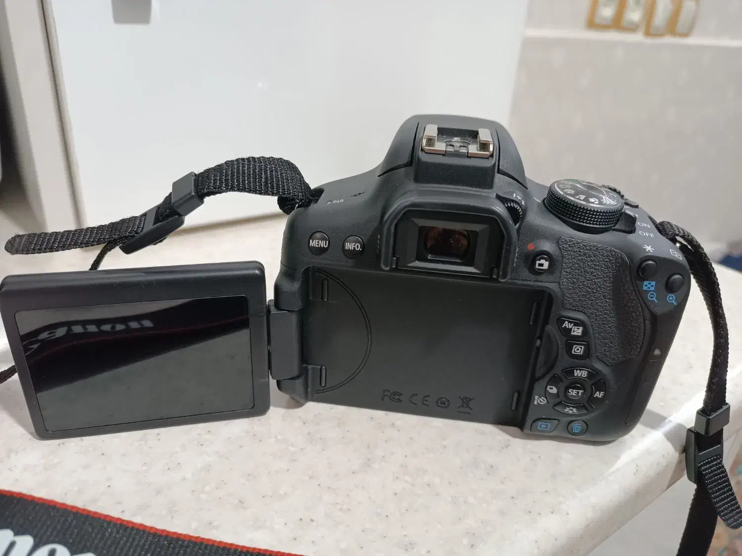 دوربین کنون750d با لنز 18-135 زیر2000 شات|دوربین عکاسی و فیلم‌برداری|خرم‌آباد, |دیوار