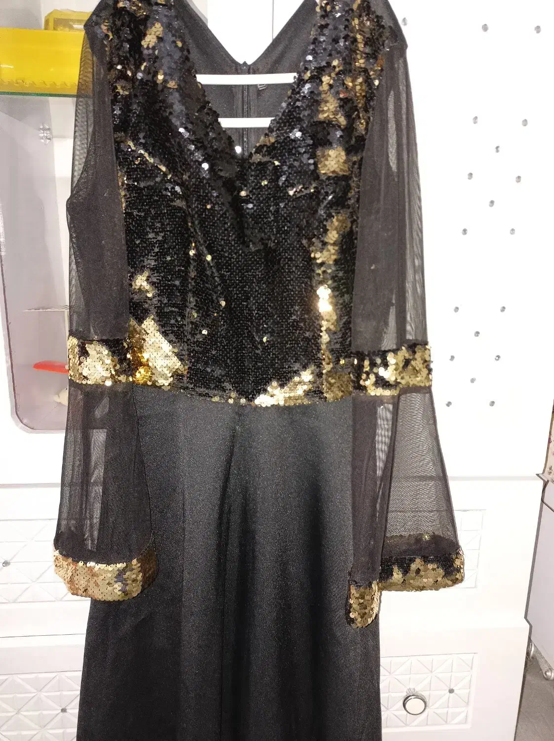 لباس مجلسی|لباس|مشهد, شهید علی محمدی|دیوار