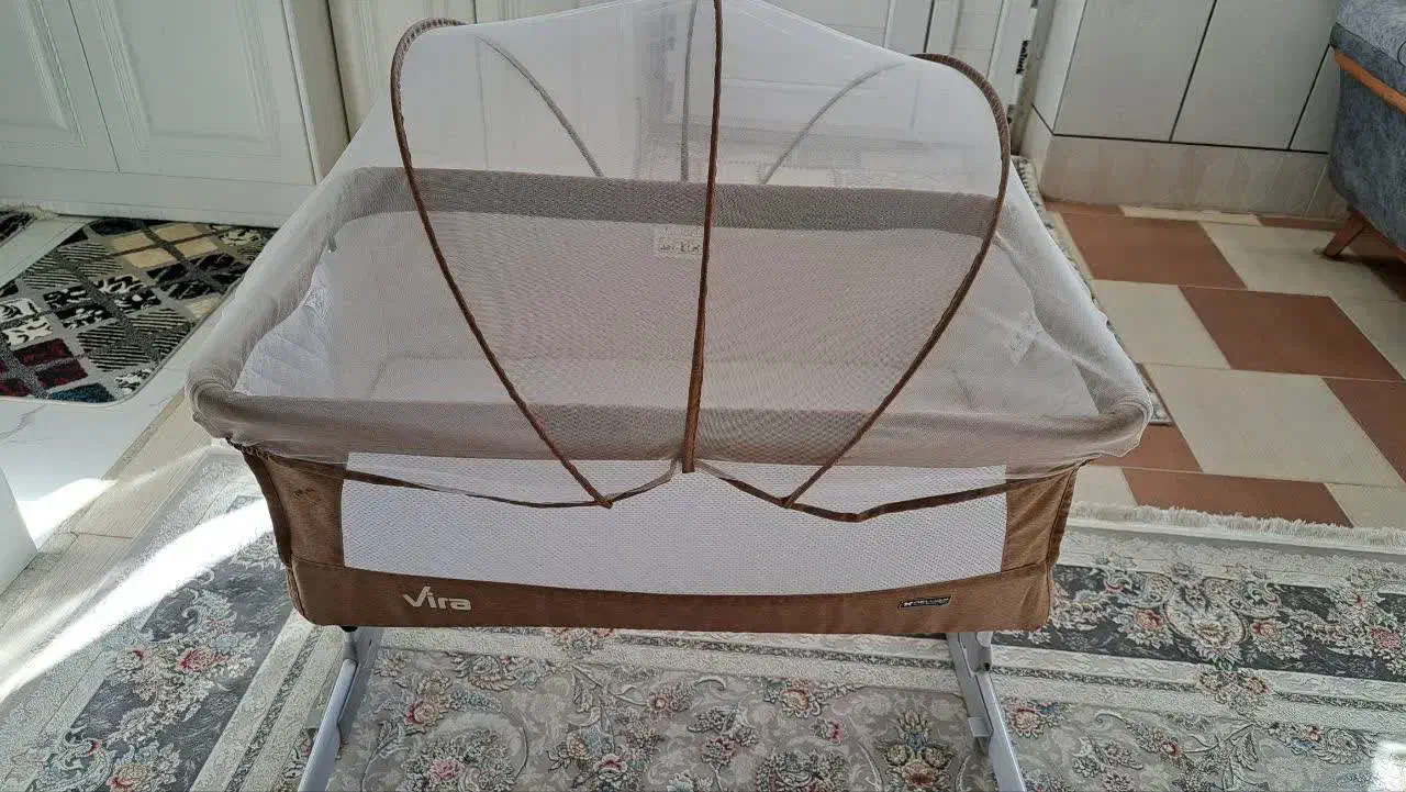 گهواره نو اصلا استفاده نشده|تخت و صندلی بچه|کنگاور, |دیوار