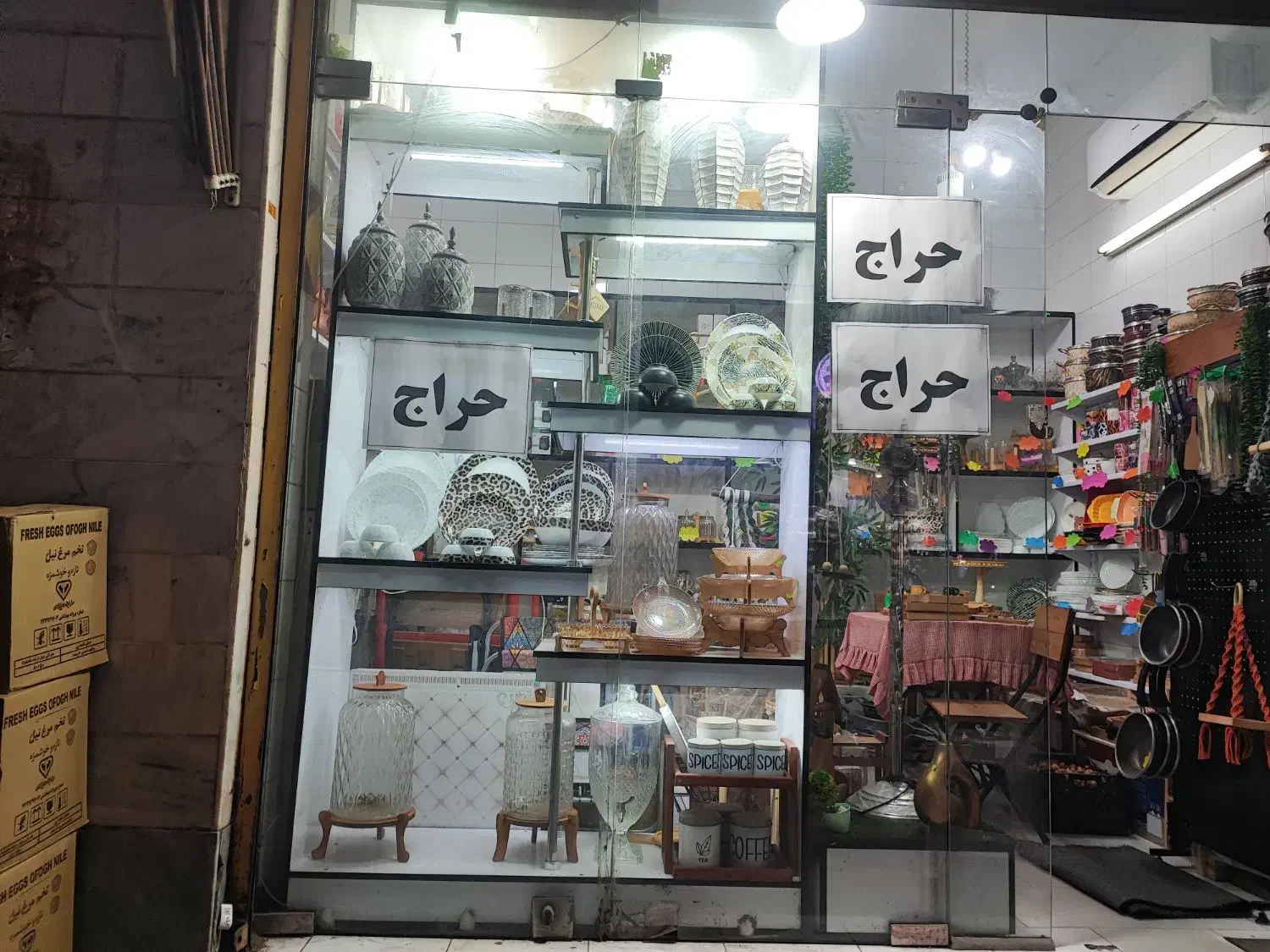 ویترین و قفسه ام دی اف|فروشگاه و مغازه|رشت, حمیدیان|دیوار