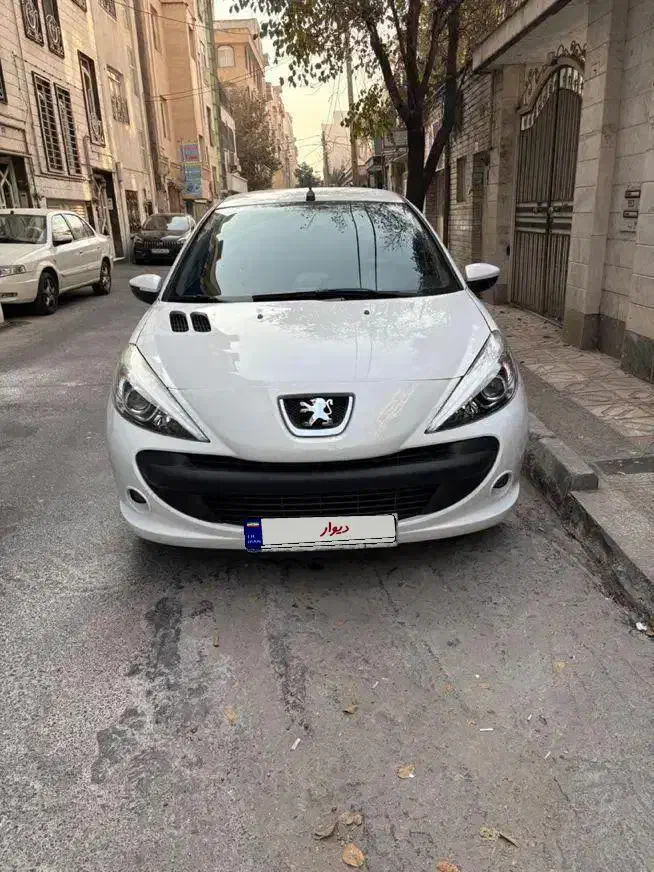 ۲۰۷ مدل ۹۸|خودرو سواری و وانت|تهران, پرستار|دیوار