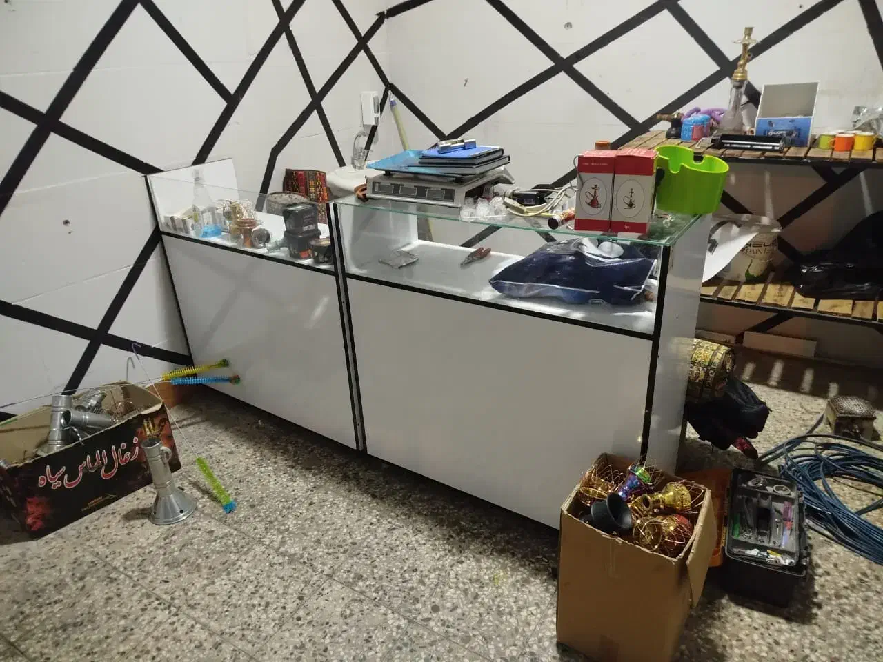 ویترین|فروشگاه و مغازه|میمه, |دیوار