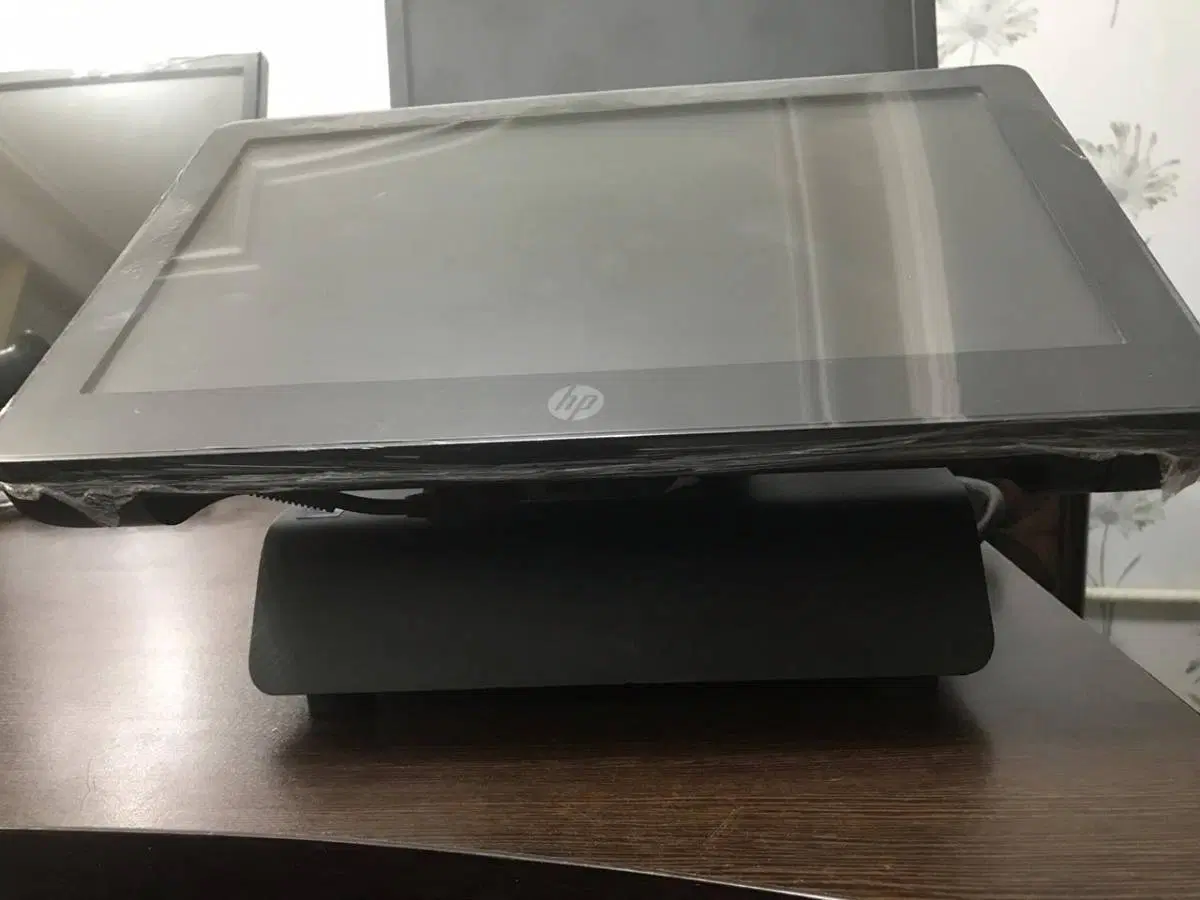 صندوق فروشگاهی Hpمدل rp7800|فروشگاه و مغازه|تهران, شهرک آزمایش|دیوار