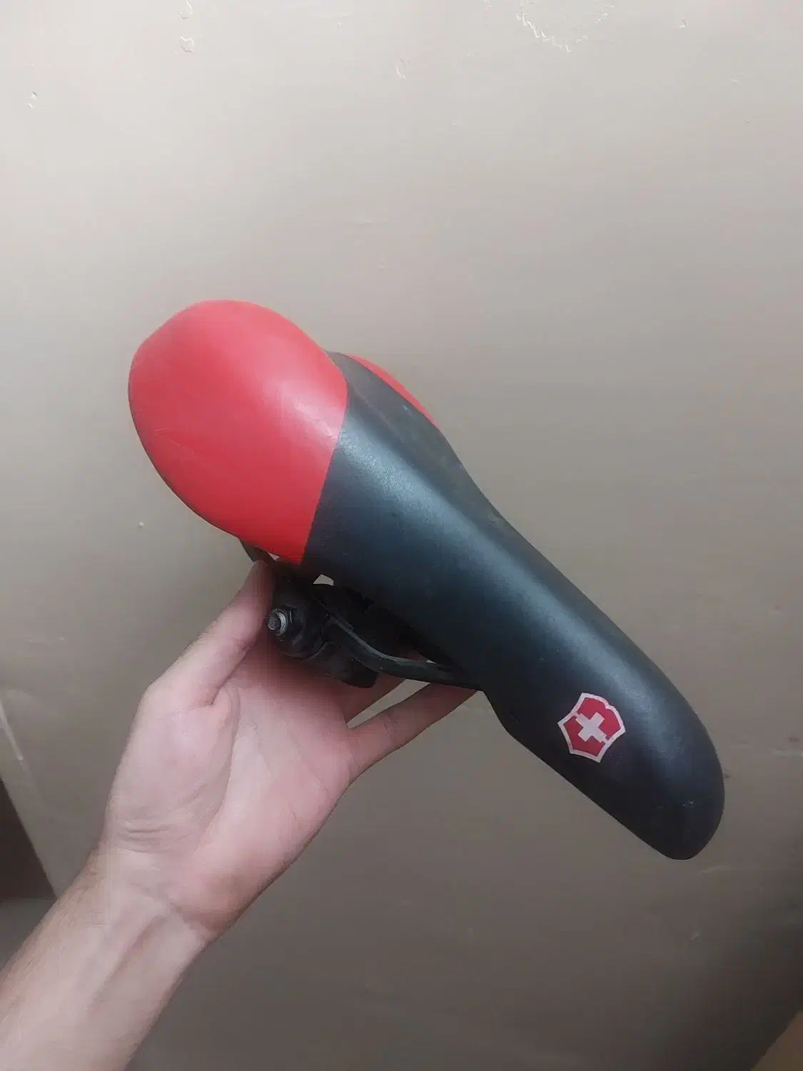 زین دوچرخه|دوچرخه، اسکیت، اسکوتر|کرج, عظیمیه|دیوار