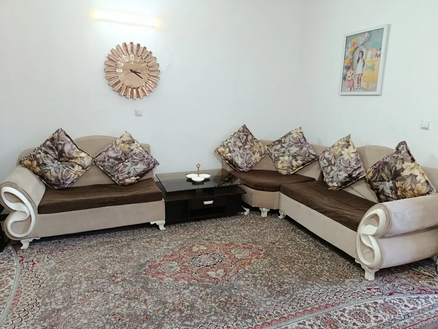 مبلمان|مبلمان خانگی و میز عسلی|هشتگرد, شهرک گلها|دیوار