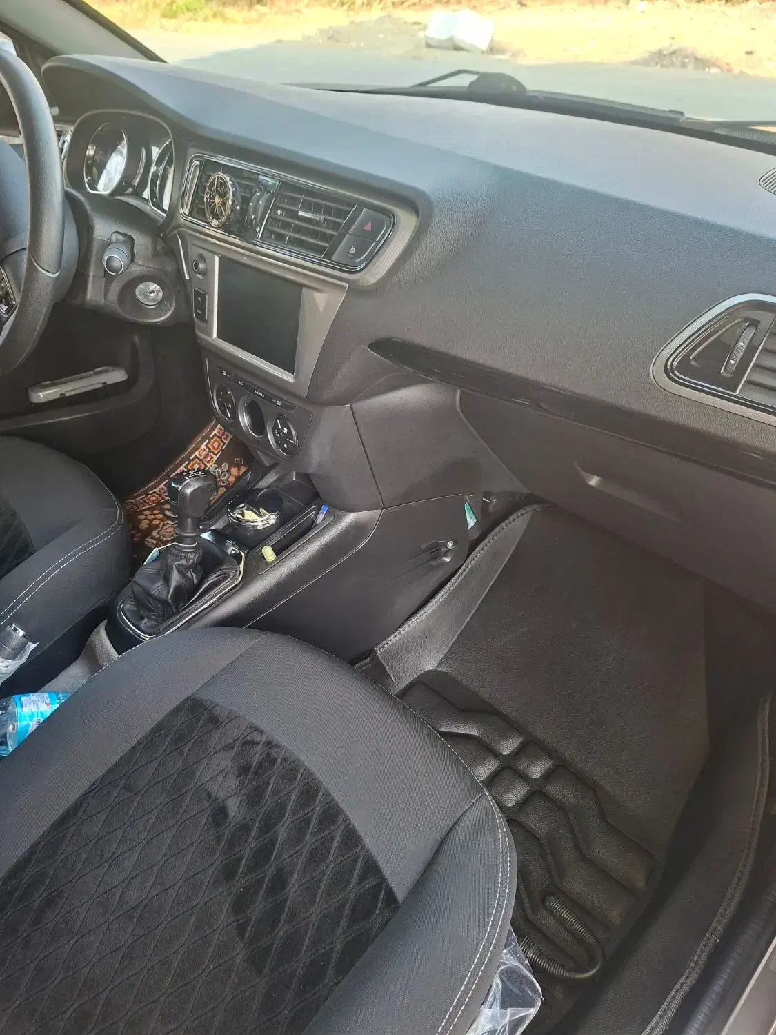 تارا دستی ۶دنده v1p|خودرو سواری و وانت|کرج, شهرک نهال و بذر|دیوار