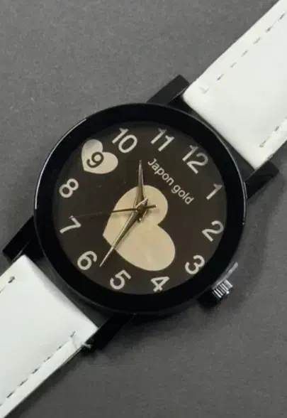 ساعت شیک واقتصادی|ساعت|بروجرد, |دیوار