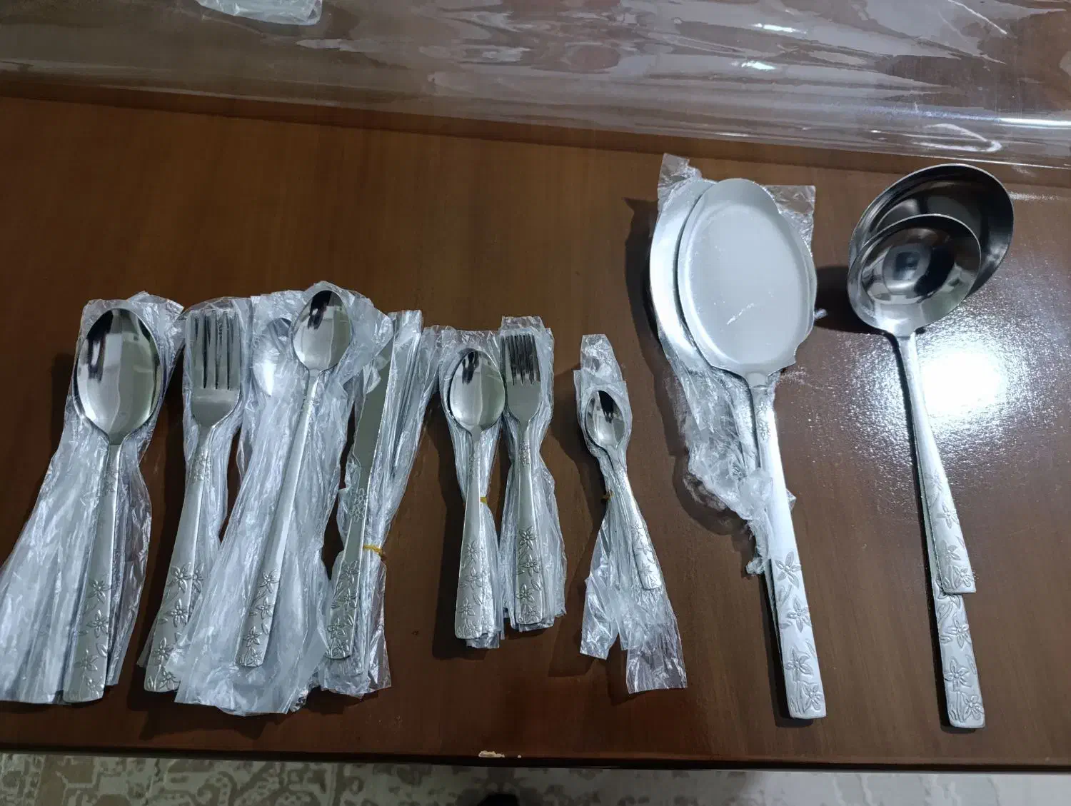 سرویس قاشق و چنگال|ظروف سرو و پذیرایی|مشهد, شهید آوینی|دیوار