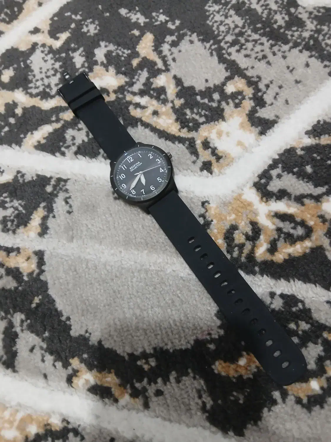 ساعت لوکس نو|ساعت|نهاوند, |دیوار