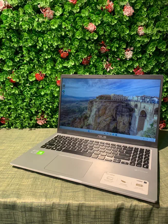 جمعه سیاه بزرگ ترین حراج لپتاپ استوک زیرقیمت همکار|رایانه همراه|تهران, صادقیه|دیوار