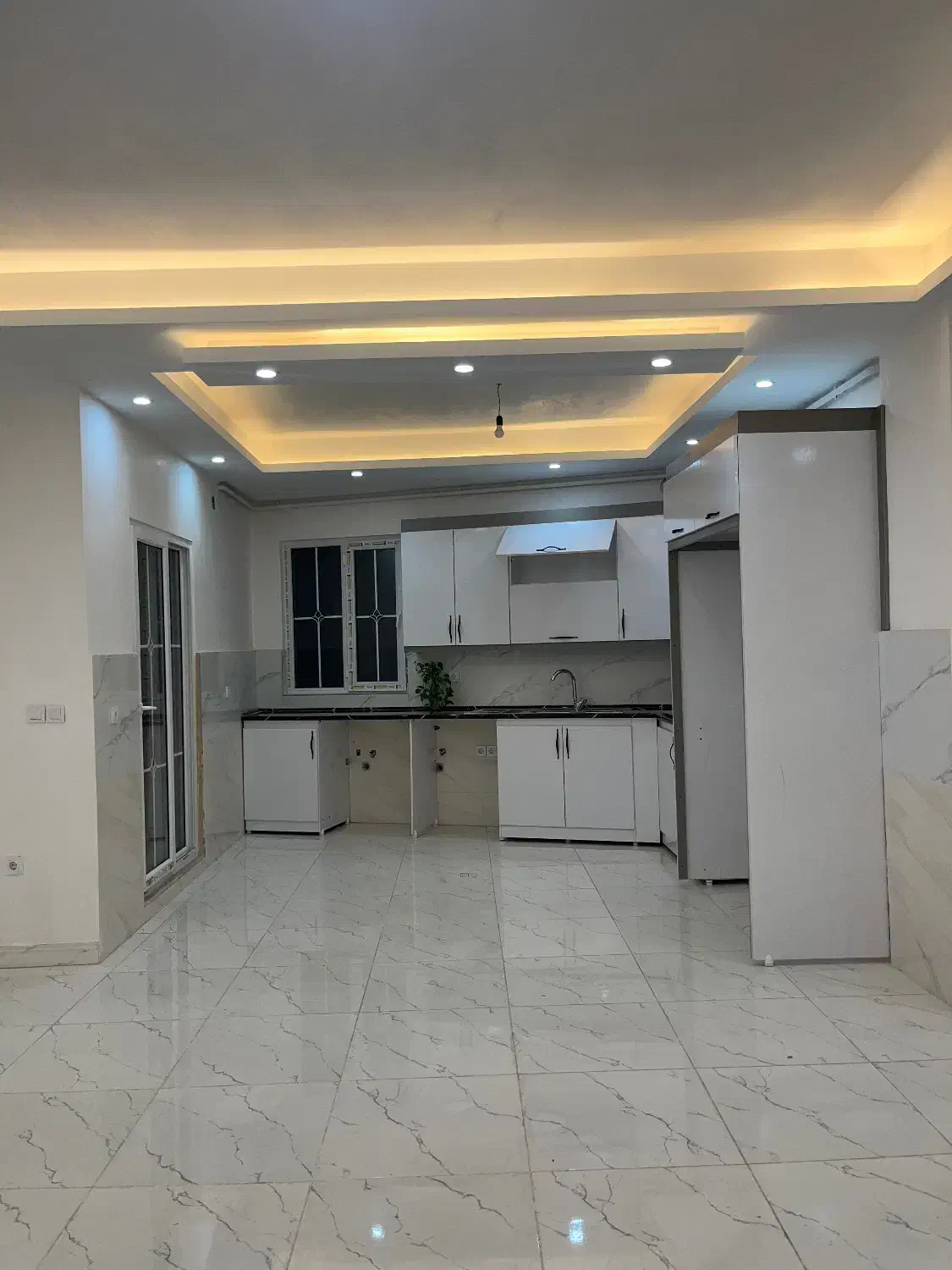 تکواحد ۱۰۵متر فول سند نوساز انصاری بر اصلی ارشاد|فروش آپارتمان|رشت, گلباغ نماز|دیوار