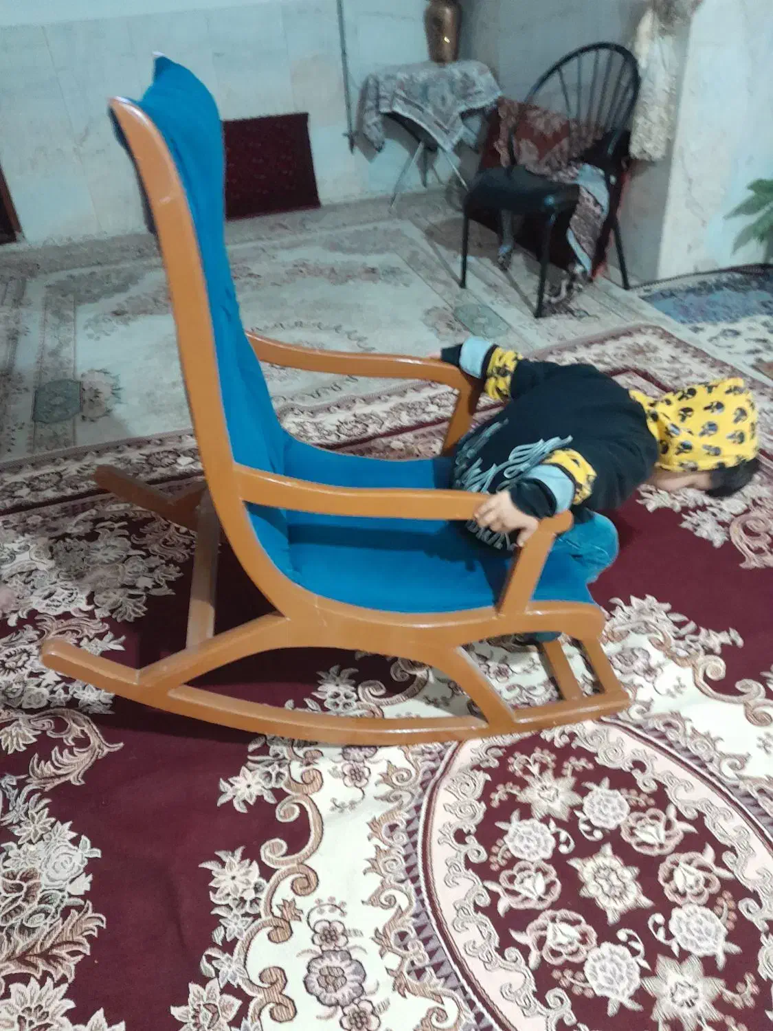 صندلی|صندلی و نیمکت|مینودشت, |دیوار