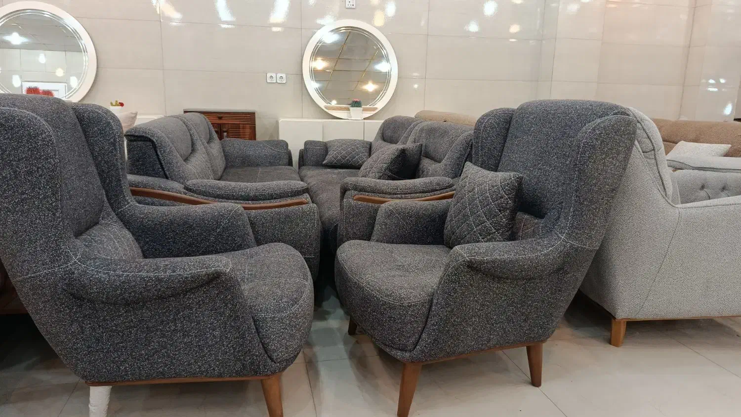 تخفیفات ویژه آخر هر ماه رو از دست ندید|مبلمان خانگی و میز عسلی|شوشتر, |دیوار