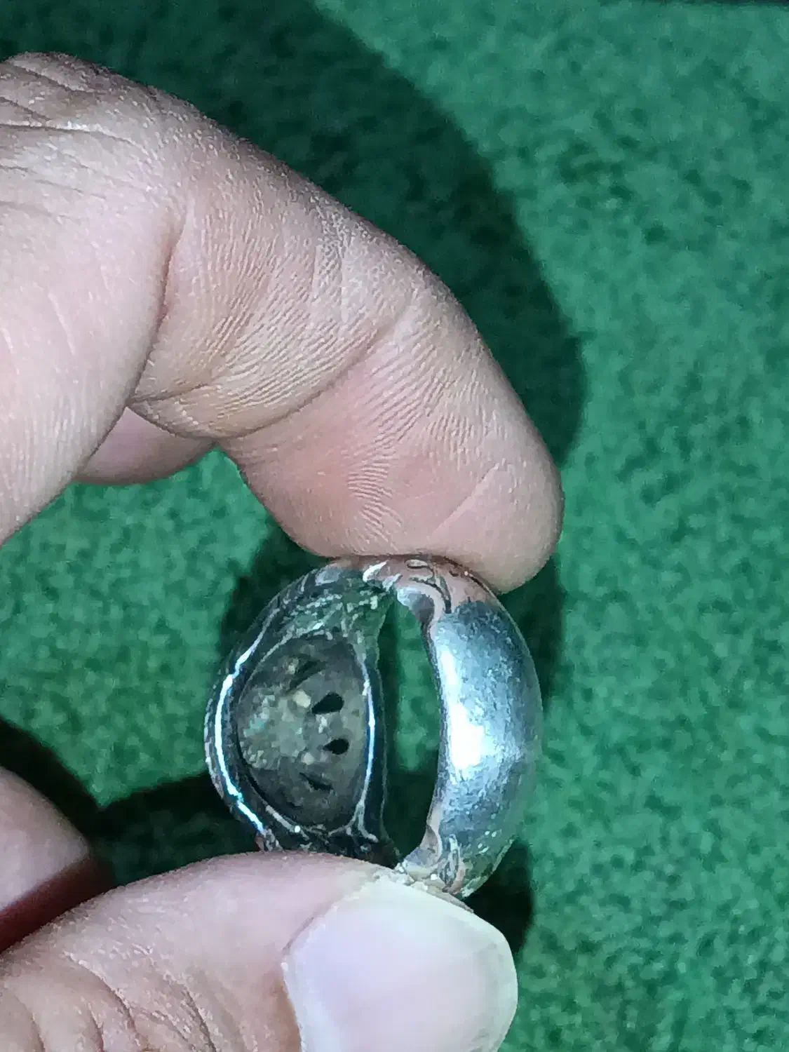 فیروزه عجمی نیشابوری|جواهرات|بندر گناوه, |دیوار