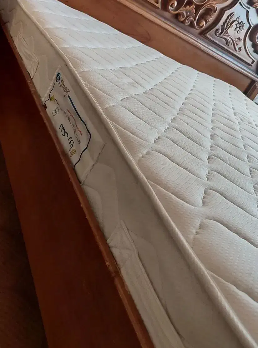 تشک فنری رویا دونفره تمیزو سالم160ـ200|تشک تختخواب|اردبیل, |دیوار