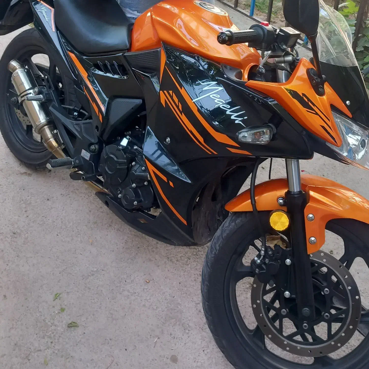 مگلی ۲۰۰|موتورسیکلت|اقبالیه, |دیوار