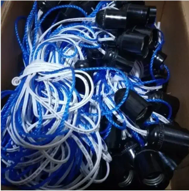 لامپ خور ریسه|لوستر و چراغ آویز|شیراز, شهرک سعدی|دیوار