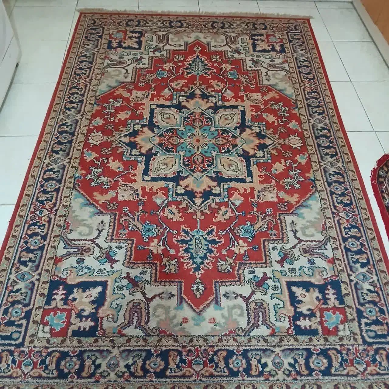 فروش فوری فرش ماشینی در حد نو با تخفیف بازاری|فرش|اصفهان, شیخ اشراق|دیوار