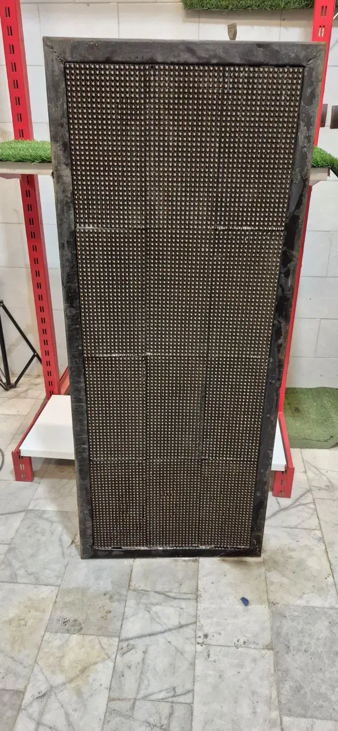 تابلو روان ۴۰×۱۶۰ به شرط سالم بودن|فروشگاه و مغازه|یزد, |دیوار