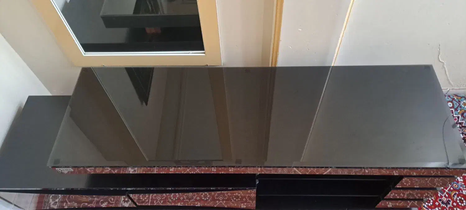 میز تلویزیون سالم بدون هیچ خط و خشی|میز تلویزیون|تهران, افسریه شمالی|دیوار