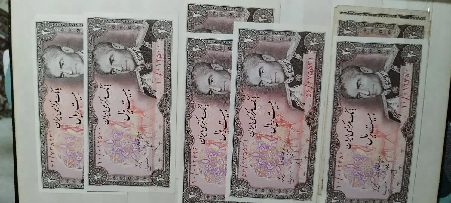 کلکسیون تمبر و پول های قدیمی|کلکسیون سکه، تمبر، اسکناس|مشهد, شهید فرامرز عباسی|دیوار