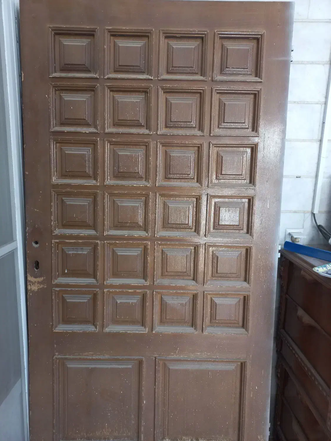 درب چوبی قدیمی|مصالح و تجهیزات ساختمان|اصفهان, خواجه عمید|دیوار