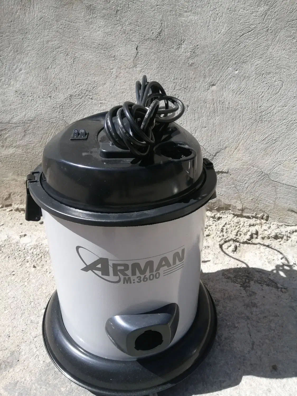 تبدیل جاروبرقی شکسته به جاروبرقی سطلی|جاروبرقی، جارو شارژی، بخارشو|استهبان, |دیوار