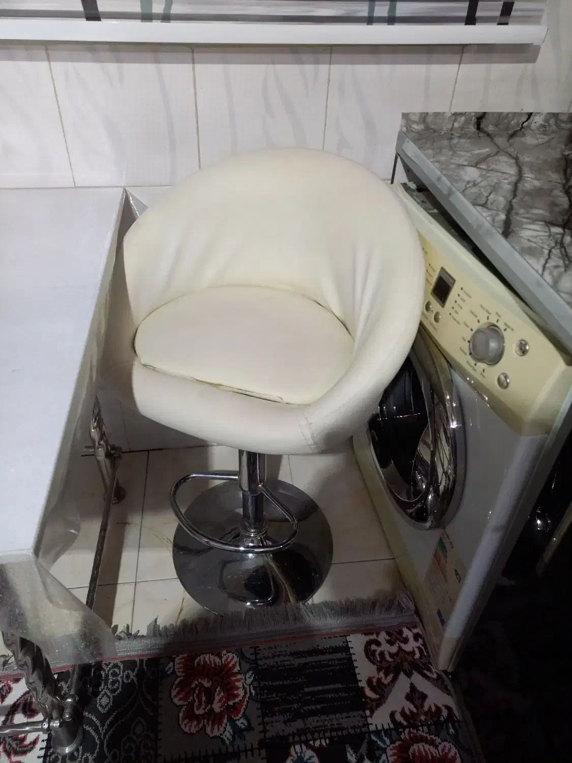 میز غذاخوری ۲نفره تمیز و سالم|میز و صندلی غذاخوری|اراک, |دیوار