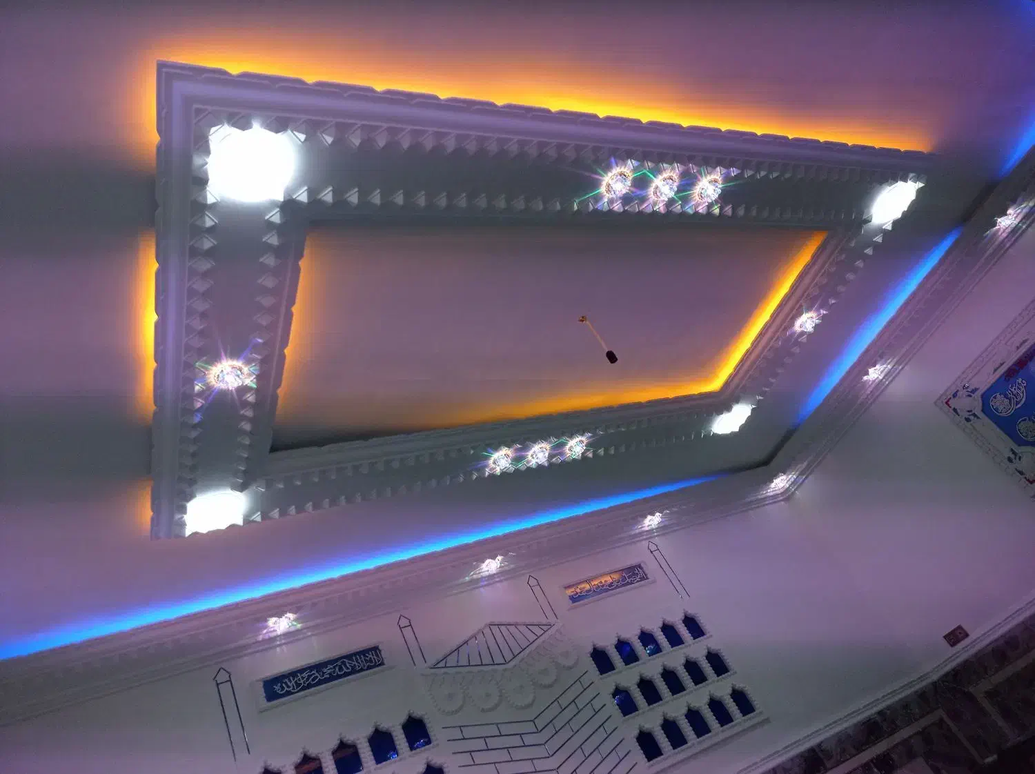 گچکار ارفعی راویز دستی بافیبر با20سال ضمانت وکیفیت|خدمات پیشه و مهارت|خاش, |دیوار