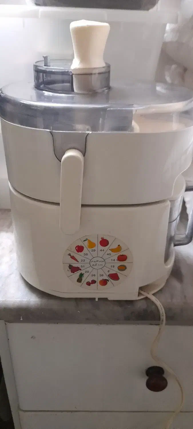 سرخ کن و ابمیوه گیری .و یه سری ظروف نو|سایر لوازم برقی|تهران, بریانک|دیوار