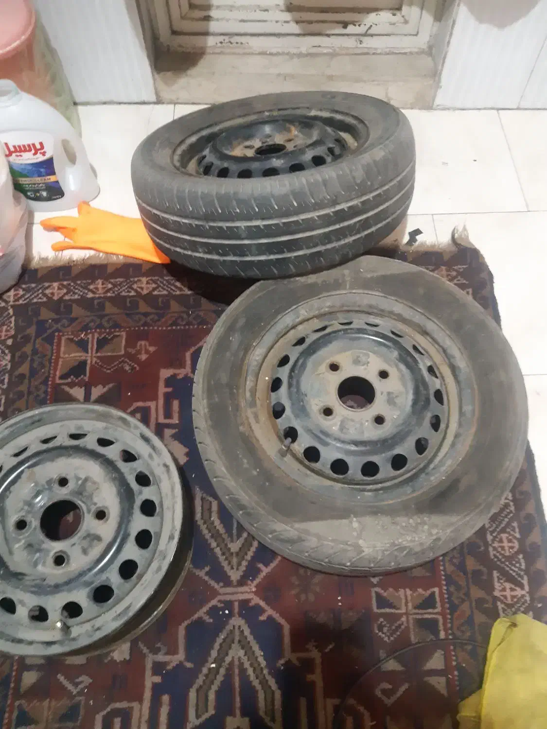 رینگ و لاستیک|قطعات یدکی و لوازم جانبی|تهران, هلال احمر|دیوار