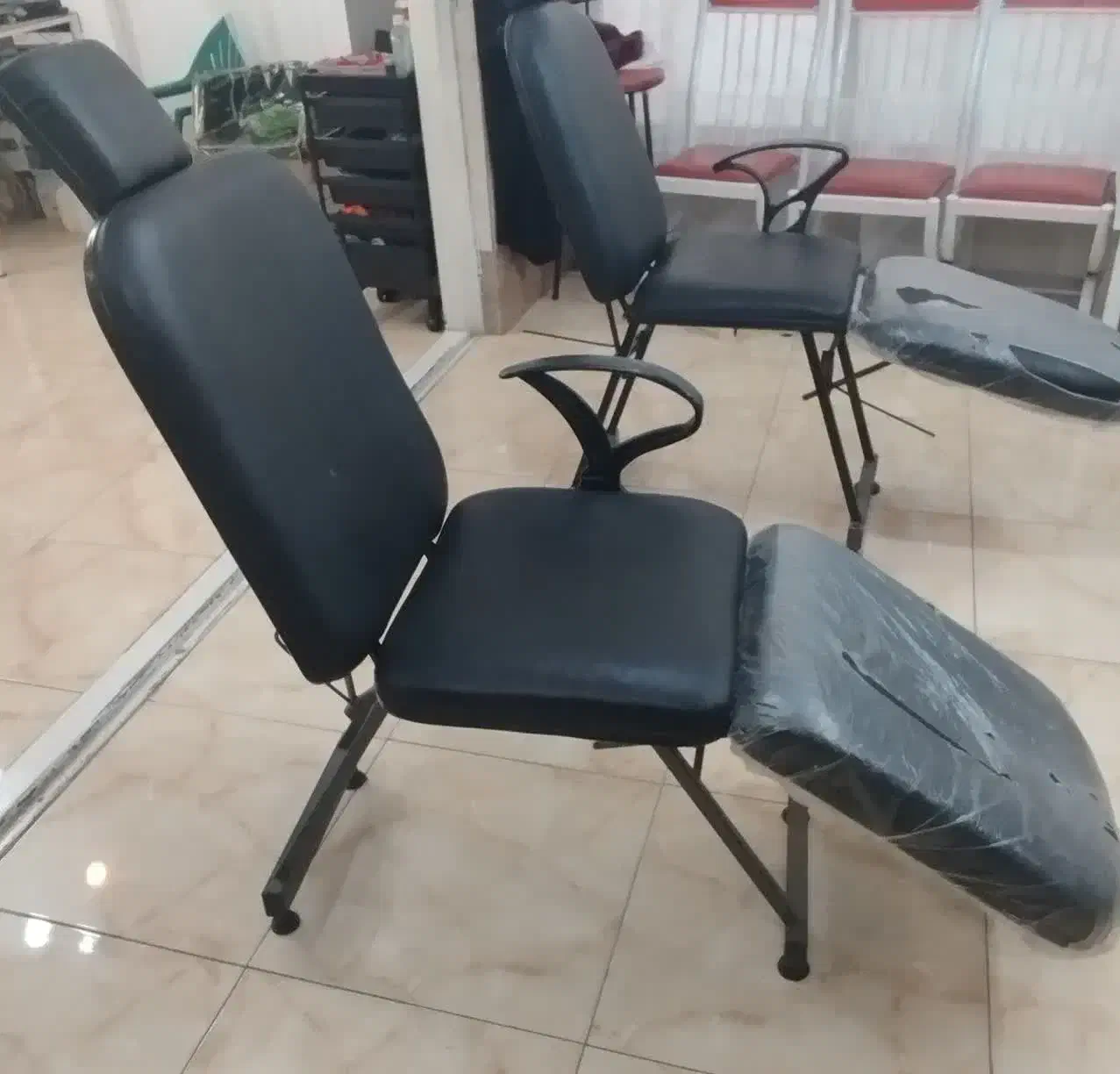 صندلی اصلاح|آرایشگاه و سالنهای زیبایی|خمینیشهر, |دیوار