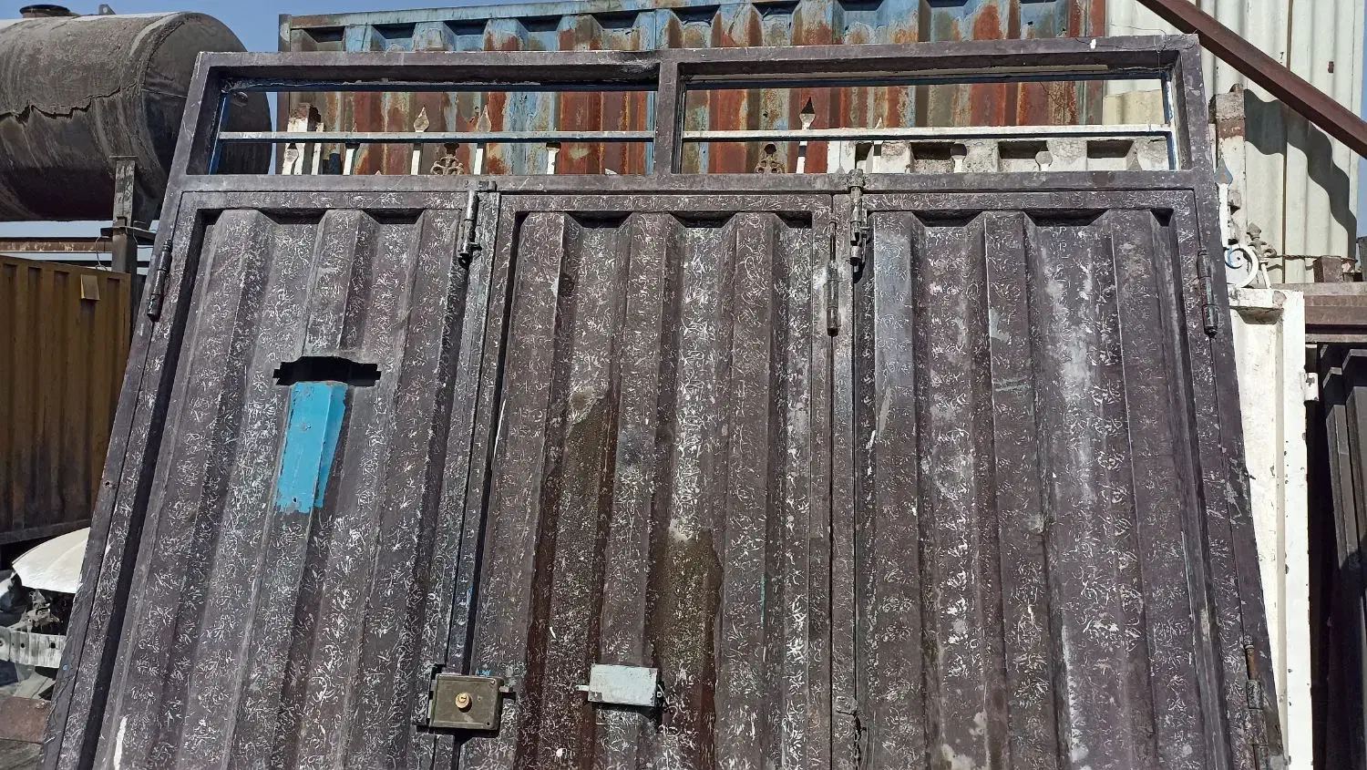 در پارکینگ آهنی|مصالح و تجهیزات ساختمان|تهران, شهرک رضویه|دیوار