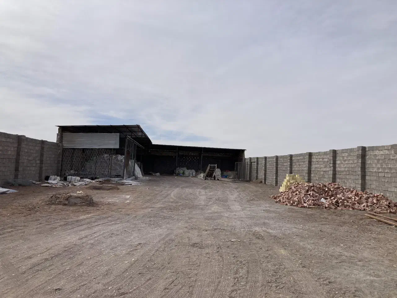 شاگرد مصالح ساختمانی|استخدام خدمات فروشگاه و رستوران|رفسنجان, |دیوار