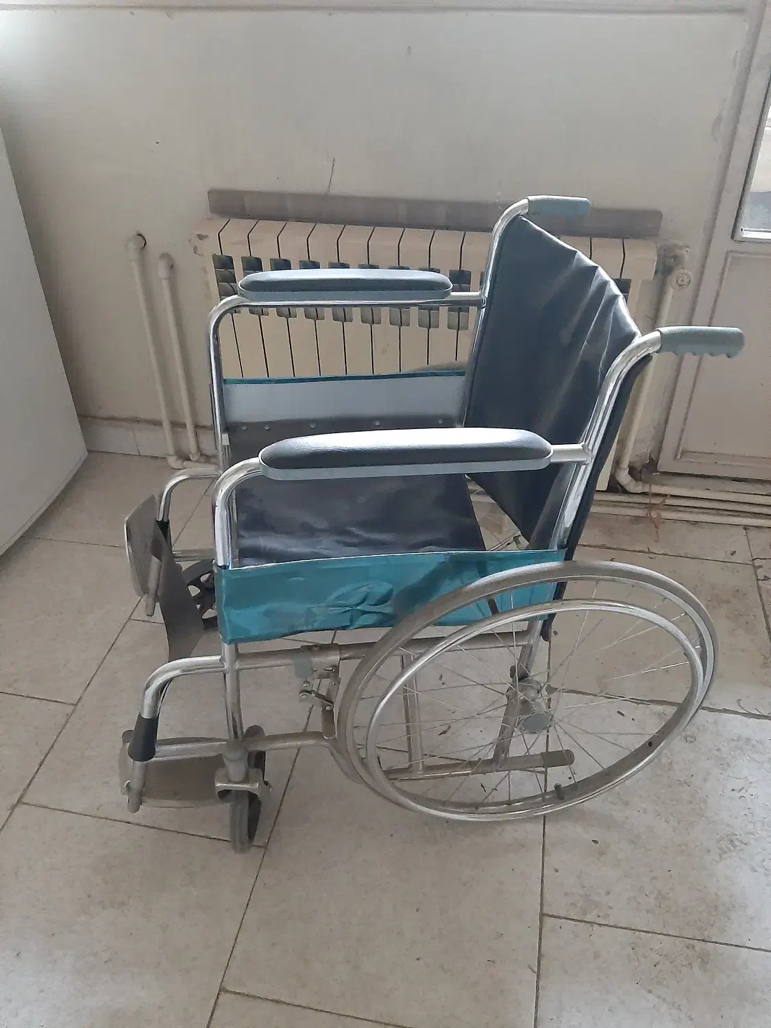ویلچر  تاشو بدنه استیل|پزشکی|ری, دیلمان|دیوار