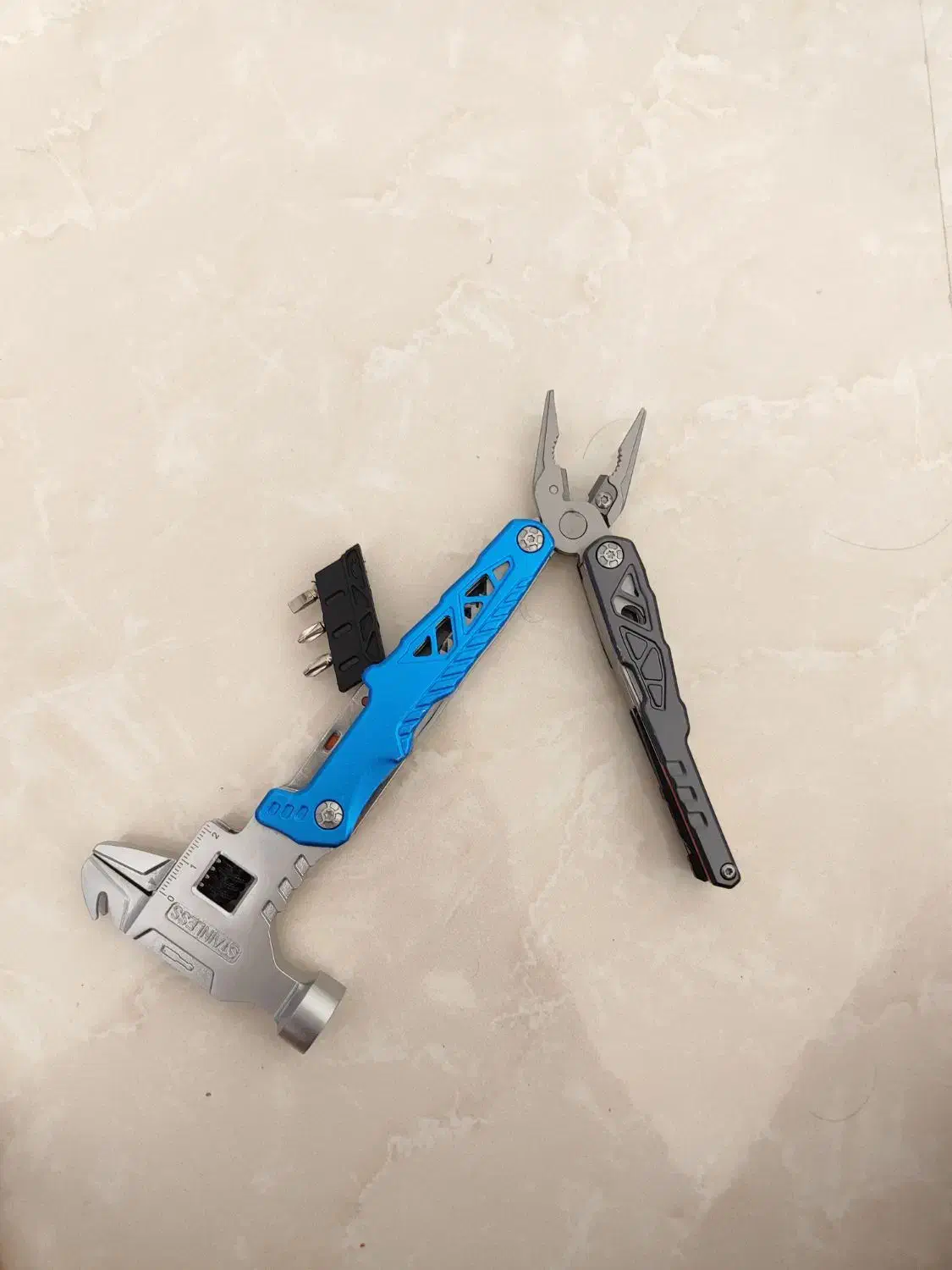 ابزار چند کاره STAINLESS|کوهنوردی و کمپینگ|شیراز, هفت تنان|دیوار