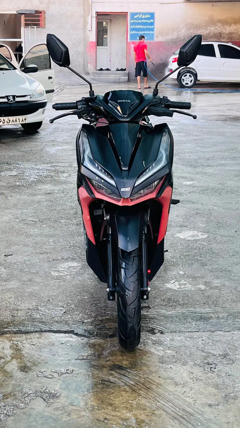 کلیک ۱۸۰ هرم/مشکی|موتورسیکلت|بندرعباس, |دیوار