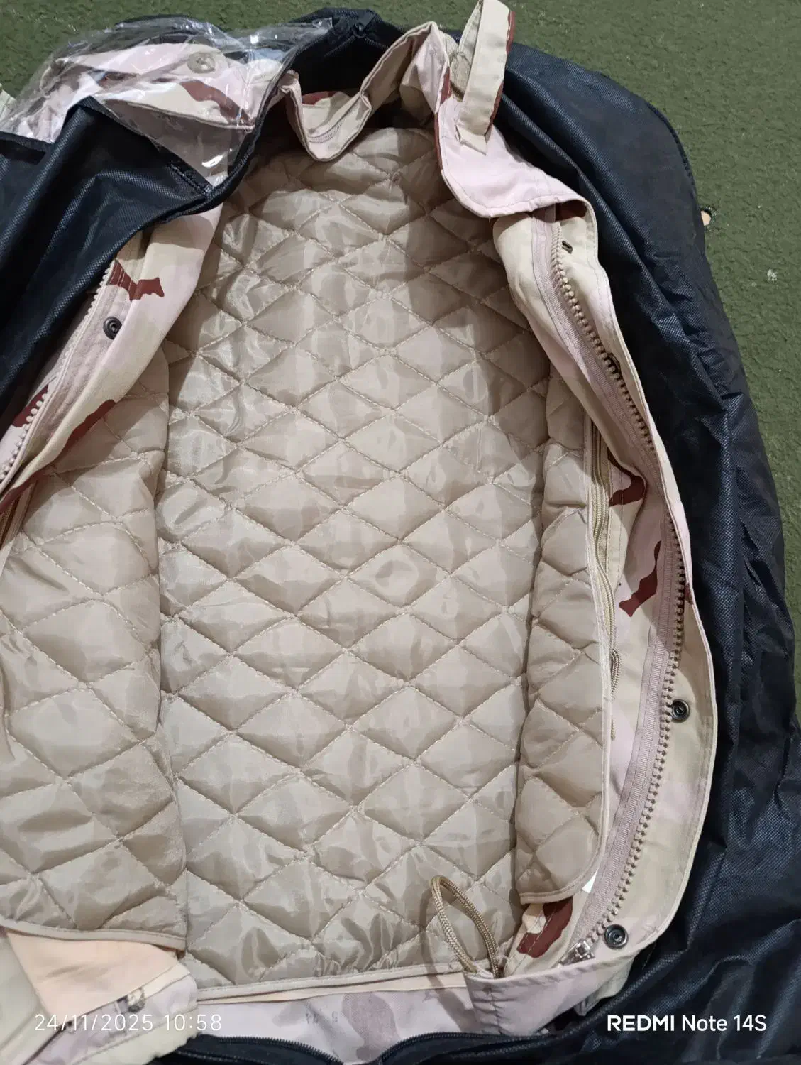 کاپشن مرزبانی|لباس|حمیدیه, |دیوار