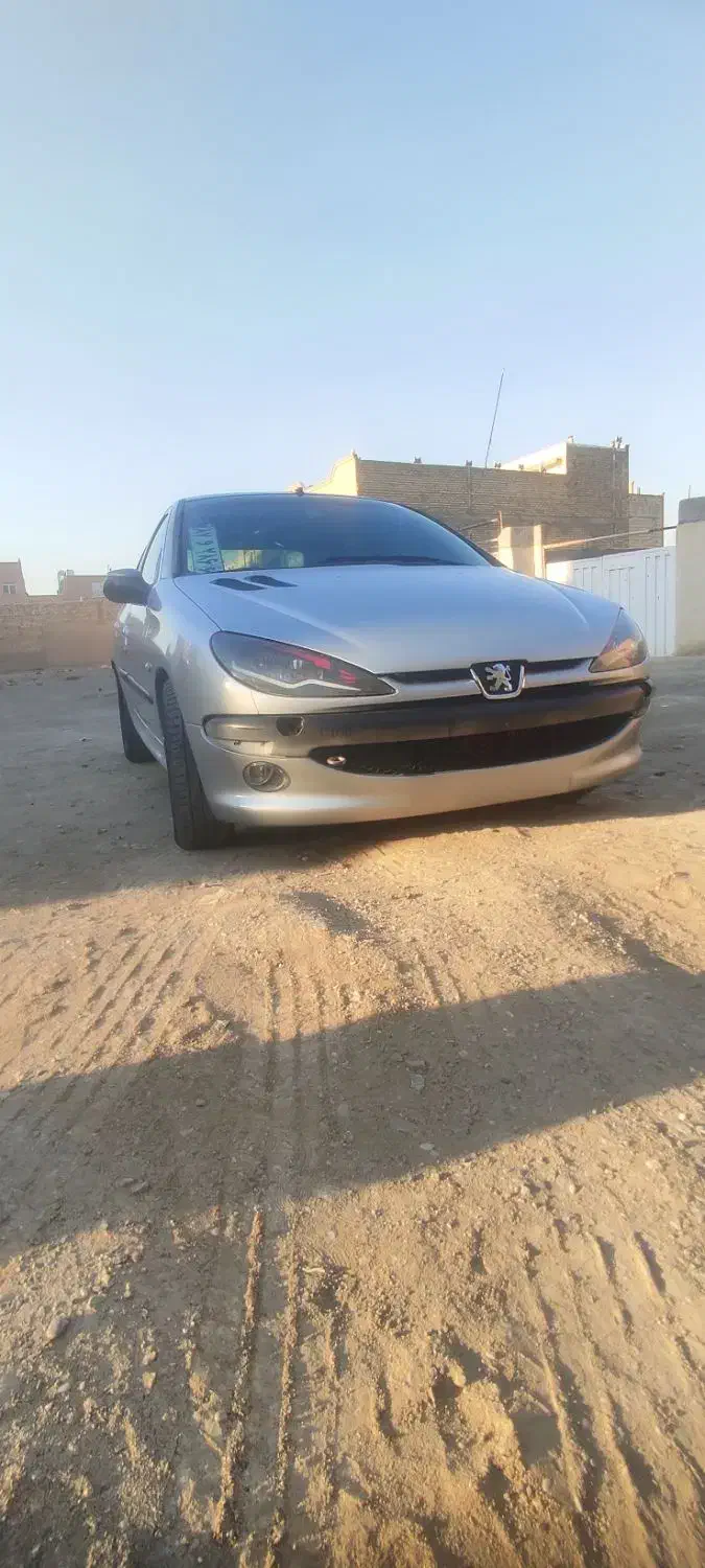 206 مدل 82 تمیز معاوضه با پراید و هندا|خودرو سواری و وانت|اصفهان, قائمیه|دیوار