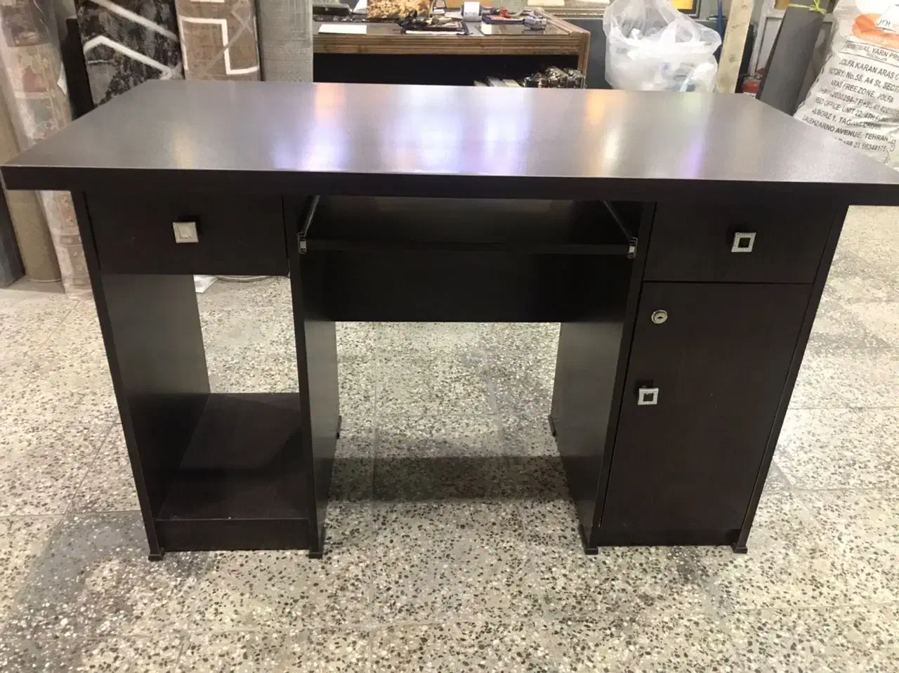 میز تحریر و کامپیوتر|میز تحریر و کامپیوتر|اصفهان, فرح آباد|دیوار