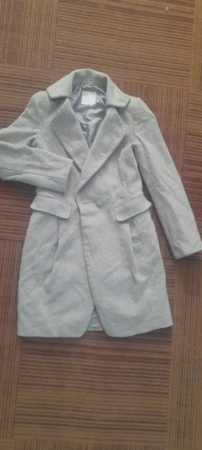 پالتو و کاپشن سالم و تمیز سایز ۱ زنانه|لباس|بیرجند, |دیوار