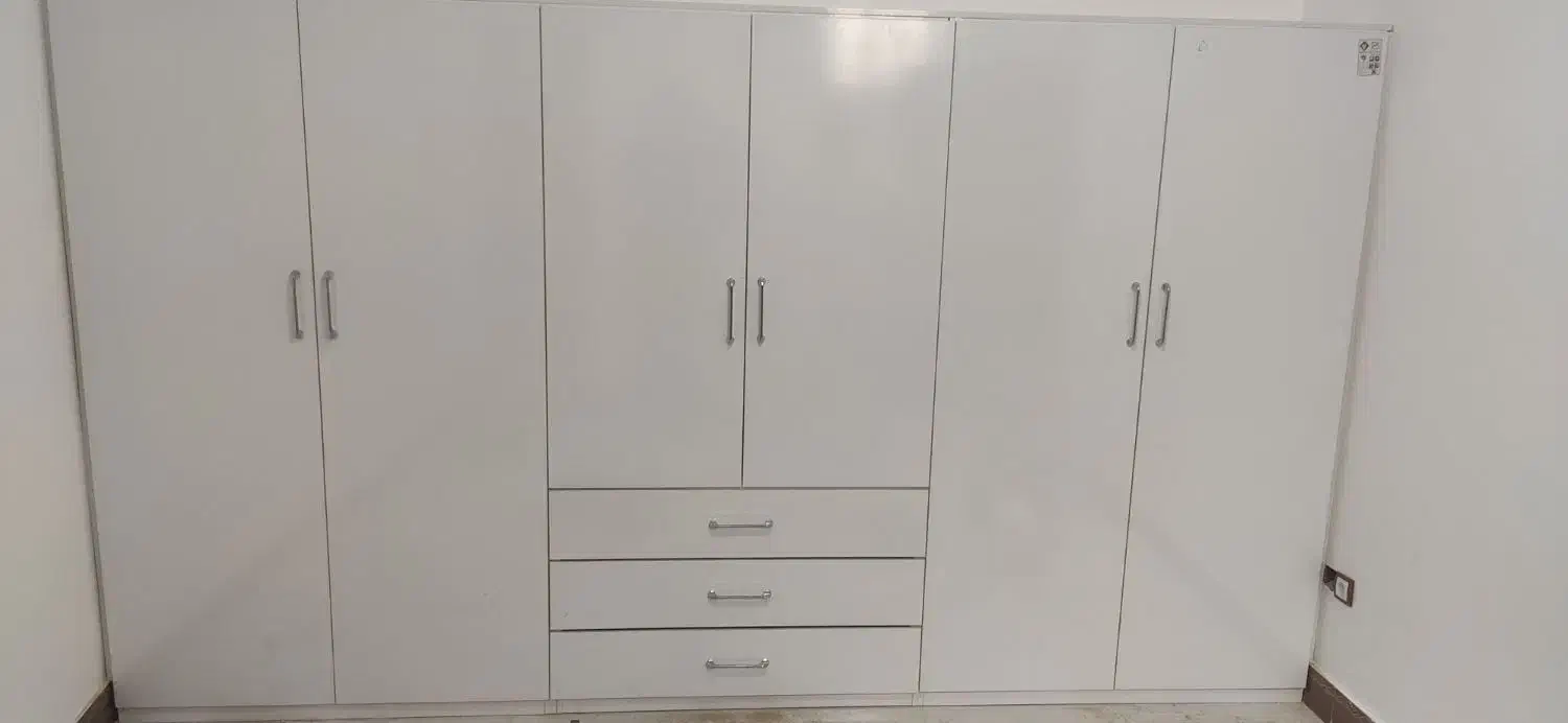 کمد دیواری بدون چهار چوب فلزی|جاکفشی، کمد، دراور|شیراز, تل حسین‌آباد|دیوار