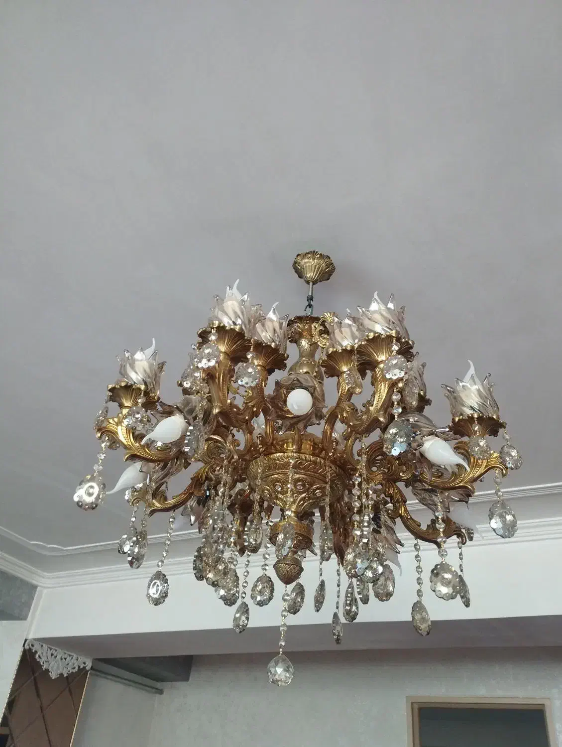 لوستر برنزی|لوستر و چراغ آویز|تبریز, |دیوار