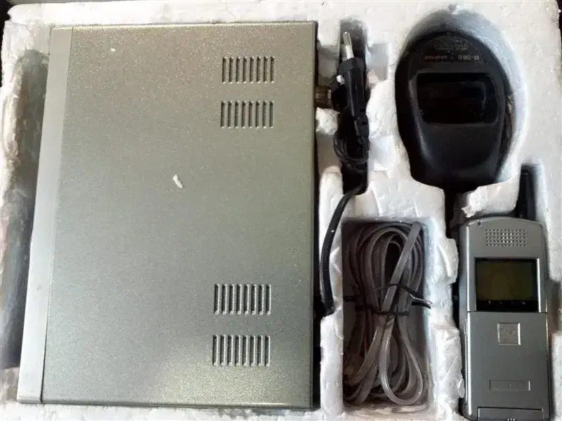 تلفون بیسیم برد بلند سنائو|تلفن رومیزی|بیرجند, |دیوار