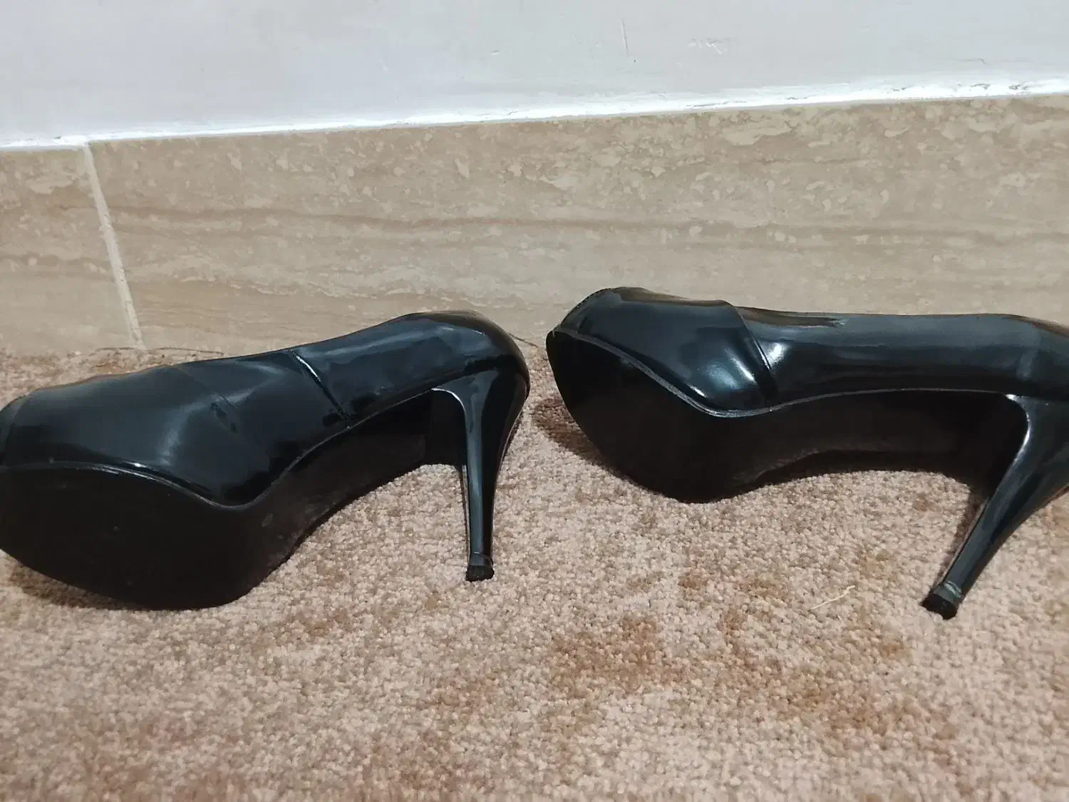 کفش مجلسی|کیف، کفش، کمربند|مینودشت, |دیوار