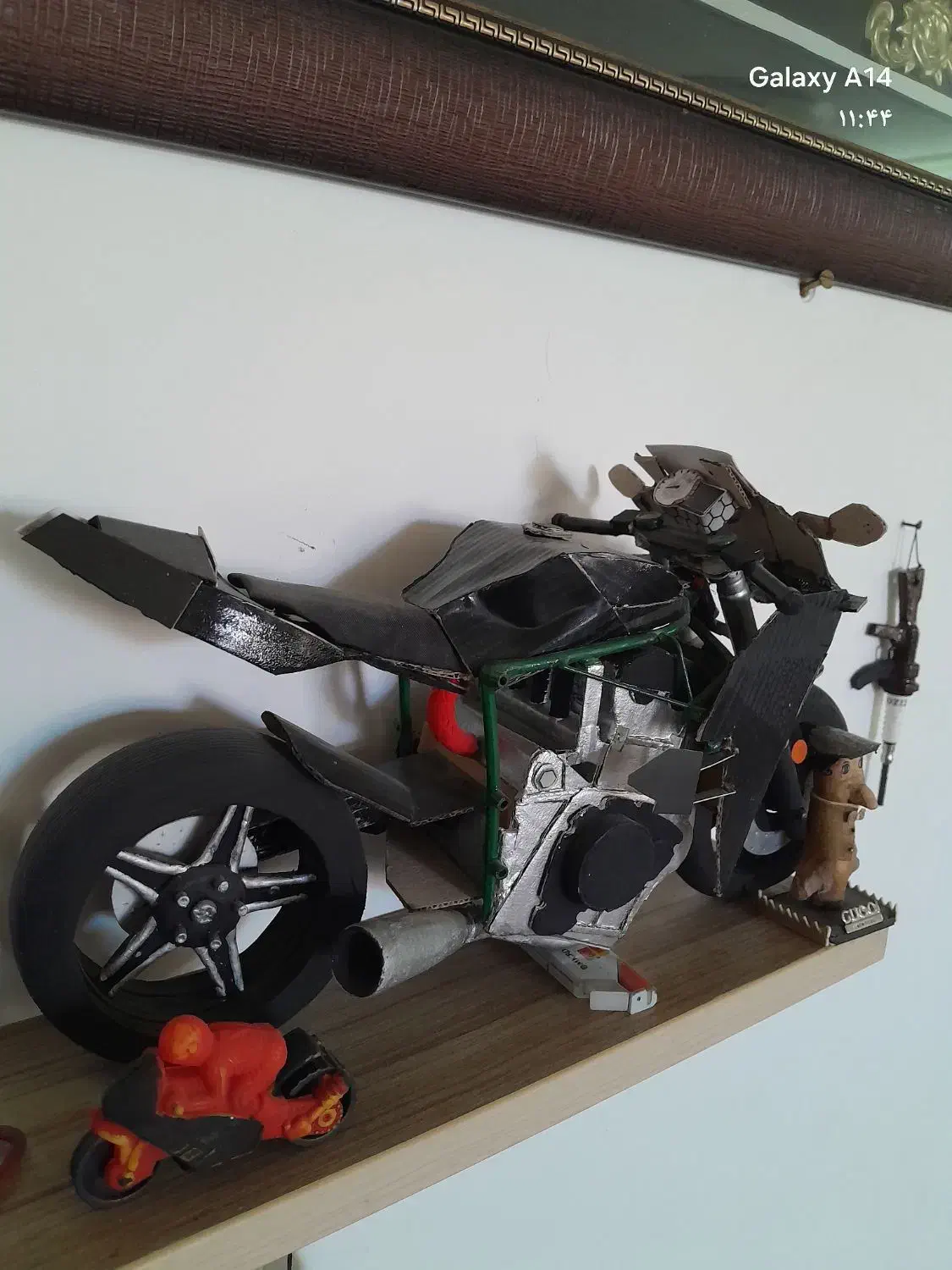 ماکت موتور|مجسمه، تندیس، ماکت|شیروان (خراسان), |دیوار