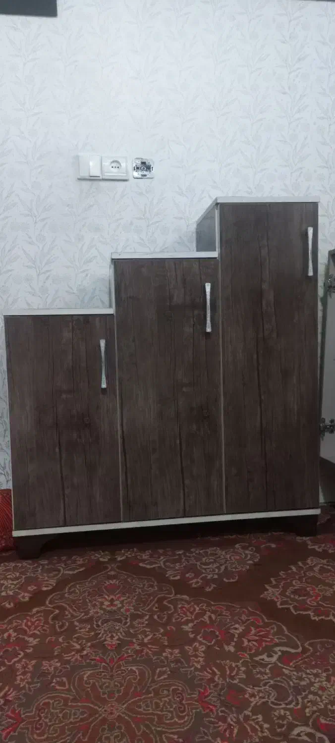 جاکفشی|جاکفشی، کمد، دراور|شوشتر, |دیوار