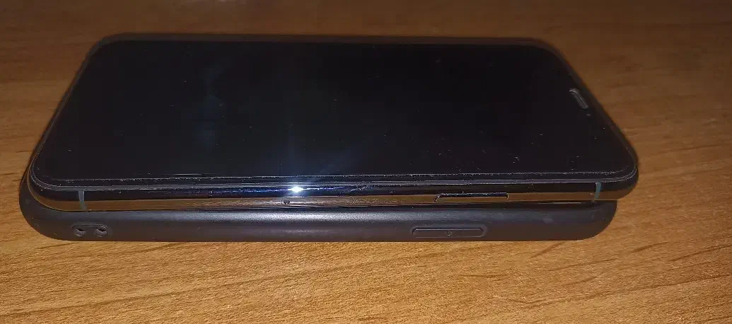 iphne11 pro|موبایل|فولادشهر, A4|دیوار